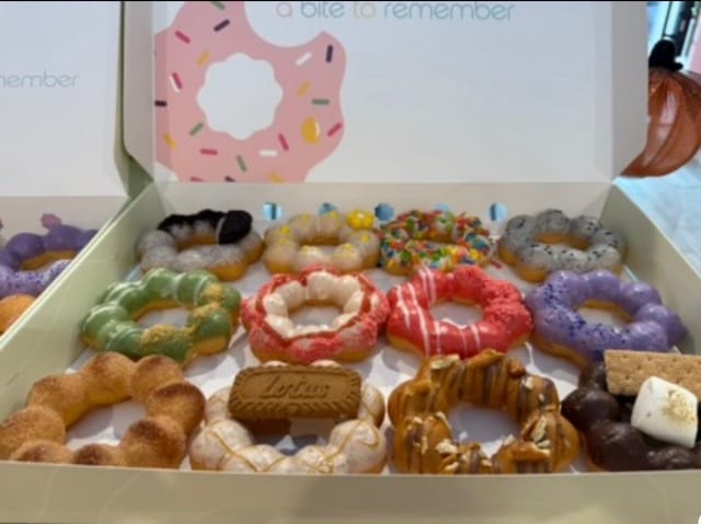 6 Mochi-Donut (Assorted).